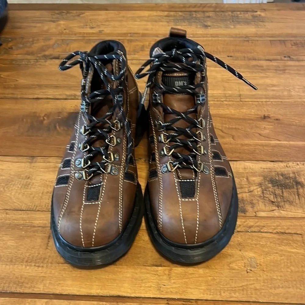 DR Martens Vintage boots